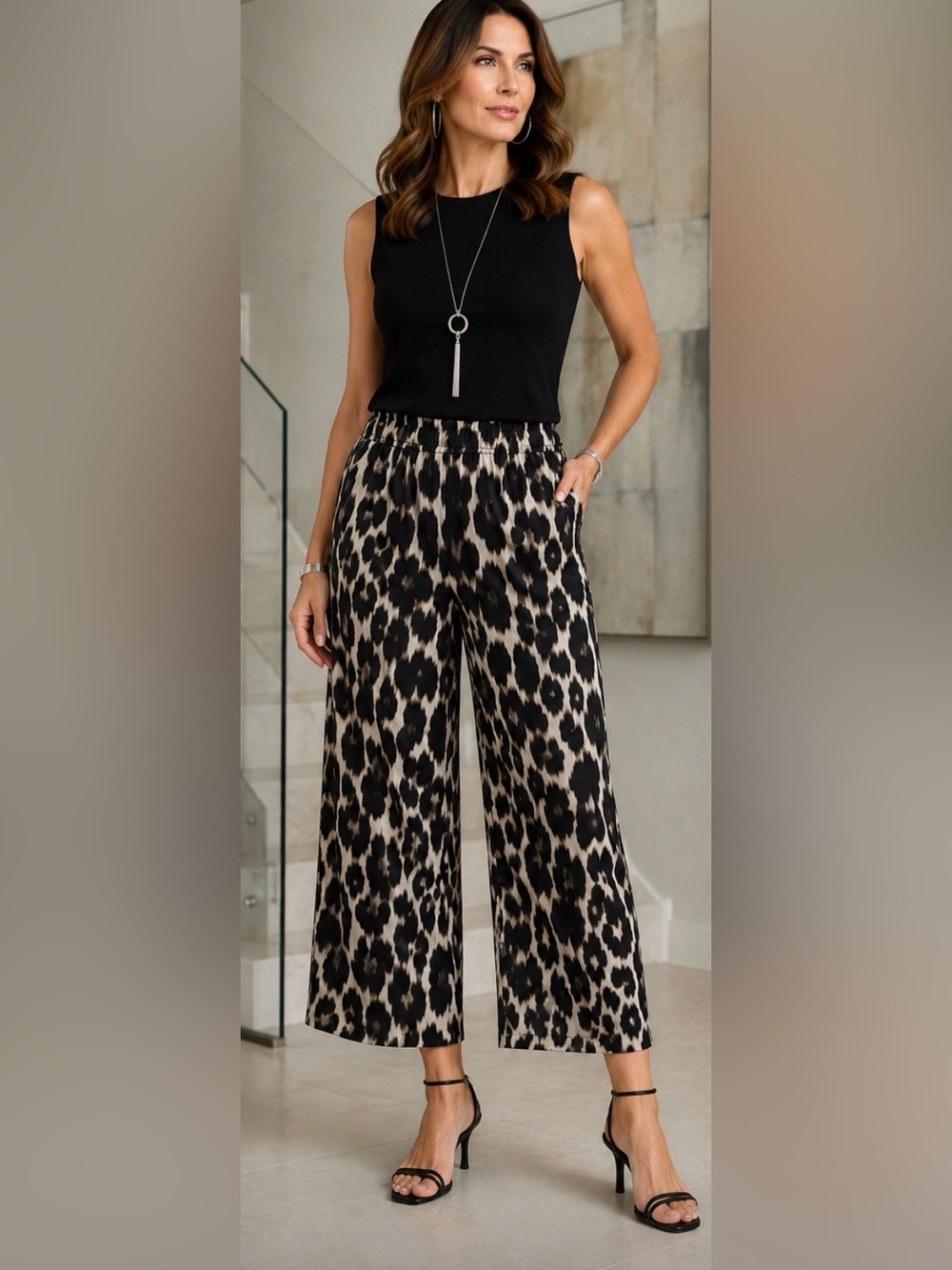 Frank Lyman Montreal Chiffon Pants Size 8 Animal Print Lined Crop Wide Leg New